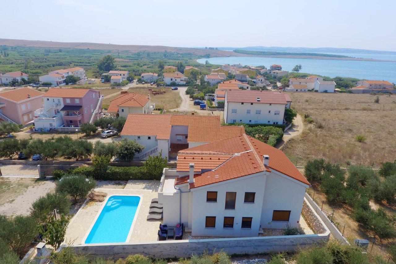 Villa Cvita Povljana Exteriör bild