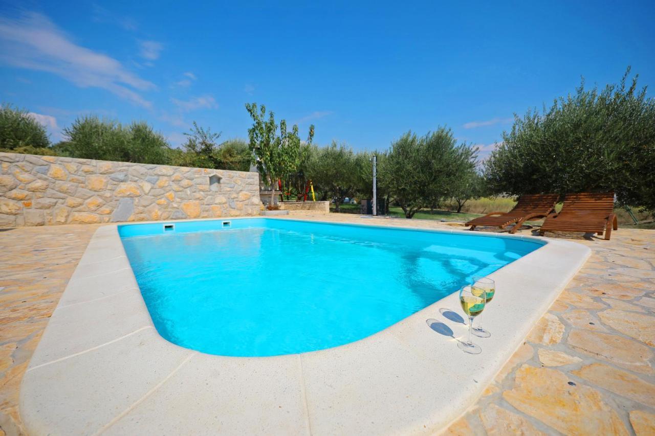 Villa Cvita Povljana Exteriör bild
