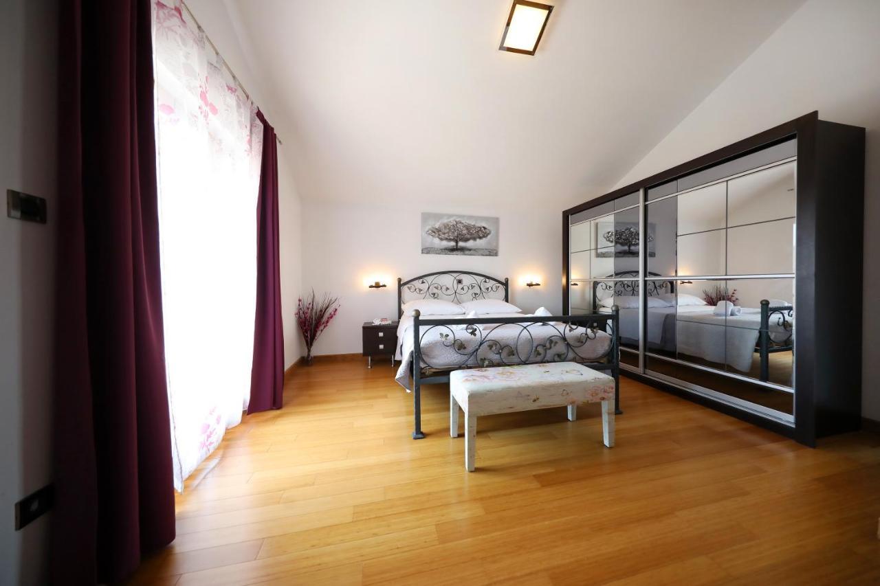 Villa Cvita Povljana Exteriör bild