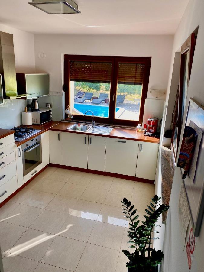 Villa Cvita Povljana Exteriör bild